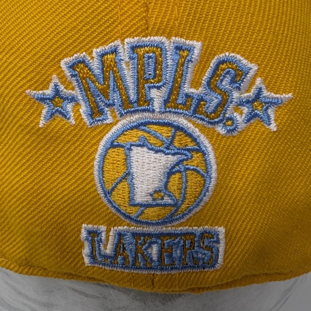 Reebok NWT MPLS Lakers D'Funkd Fitted Hat 7 3/8 Wool White Yellow Blue Flat Brim - Picture 5 of 13